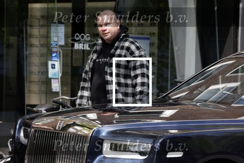 Amsterdam 23 april 2022
Amanda Balk met haar nieuwe vriend Edward den Hollander in Amsterdam bij Ferilli. Ze kwamen aanrijden met zijn Rolls Royce