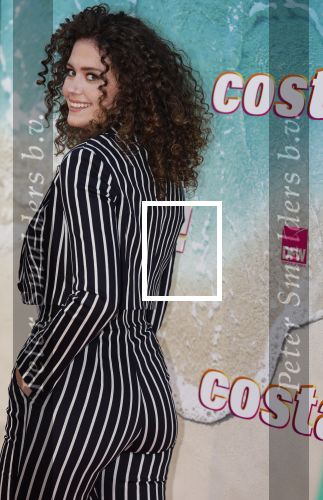 Amsterdam 20 april 2022
Premiere Costa in Tuschinski. Castleden oa , Katja Schuurman Abbey Hoes Soy Kroon Stephanie v Eer Oscar Aerts Sinan Eroglu Roeland Fernhout Tina de Bruin en Lisa Zweerman . De regisseur is Jon Karhaus en Diederik Jekel heeft het script geschreven. Emma Deckers kwam met een vriendin