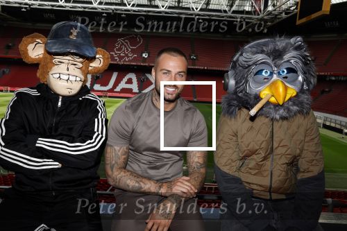 Amsterdam 6 mei 2022
Dave Roelvink met Feevie en DJ Uil in Johan Cruijff arena . dave is verbonden aan FEEV . Feev gaat de wereld van Tickets Hotels en vliegtickets veranderen en het socialer maken . Het leven moet een feestje zijn .