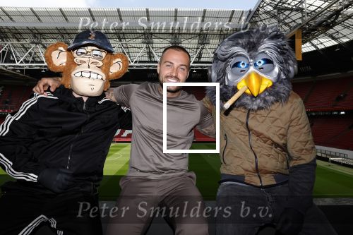 Amsterdam 6 mei 2022
Dave Roelvink met Feevie en DJ Uil in Johan Cruijff arena . dave is verbonden aan FEEV . Feev gaat de wereld van Tickets Hotels en vliegtickets veranderen en het socialer maken . Het leven moet een feestje zijn .