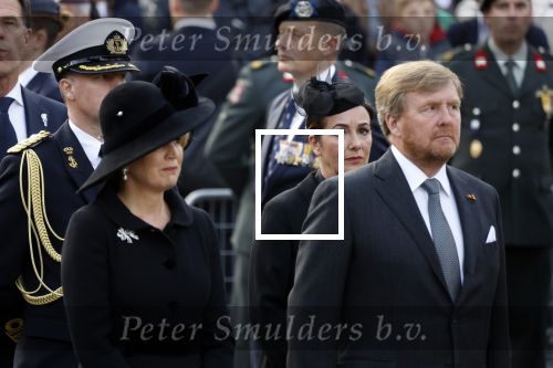 Amsterdam 4 m2i 2022
Dodenherdenking op de dam . Aanwezig oa Koning Willem Alexander Koningin Maxima Mark Rutte en burgemeester Femke Halsema .