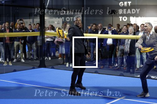 Utrecht 24 april 2022
Opening hal 22.        ( Padel bowling fitness en squash)
De eigenaren zijn Marco v Basten Frank Rijkaard Parry Overeem Barry Atsma en Edwin Oosterlaar.