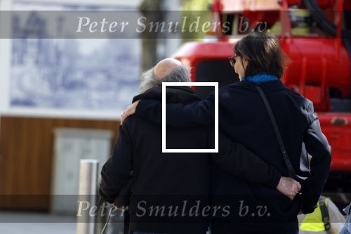 Amsterdam 9 mei 2022
Frans Weisz en zijn vrouw Regina Weisz wandelend door Amsterdam zuid