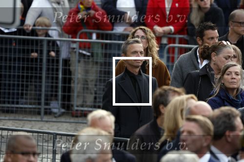 Amsterdam 4 m2i 2022
Dodenherdenking op de dam . Aanwezig oa Koning Willem Alexander Koningin Maxima Mark Rutte en burgemeester Femke Halsema . Gerard Timmer