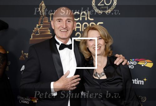 Rotterdam 28 april 2022
Musicalawards gala in Ahoy Rotterdam.
Ernst Bobby en de rest. Gert-Jan van den Ende en partner Caroline van den Ende