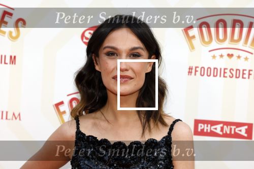 Amsterdam 10 mei 2022
Premiere Foodies in Tuschinski met oa Ilse warringa Holly Brood Sanne Langelaar Sanne Vogel Sinan Eroglu Quiah Shilue Roue Verveer en Johanna Hagen. Holly en Soy Kroon