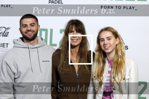 Utrecht 24 april 2022
Opening hal 22.        ( Padel bowling fitness en squash)
De eigenaren zijn Marco v Basten Frank Rijkaard Parry Overeem Barry Atsma en Edwin Oosterlaar. Isa Hoes kwam met haar kinderen Merlijn en Vlinder