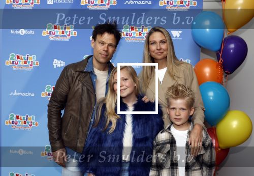 Amsterdam 1 mei 2022
Premiere 2 kleine kleutertjes bedacht door Jan Smit .
Jaap kwakman kwam met zijn vrouw en kinderen