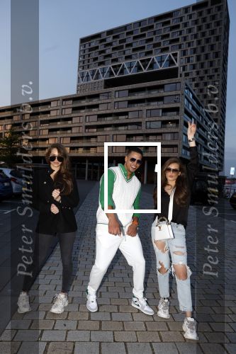 Amsterdam 4 mei 2022
Opnames videoclip Jalal Oba bij Pontsteiger.