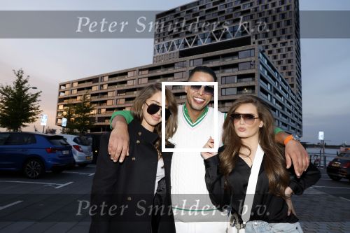 Amsterdam 4 mei 2022
Opnames videoclip Jalal Oba bij Pontsteiger.