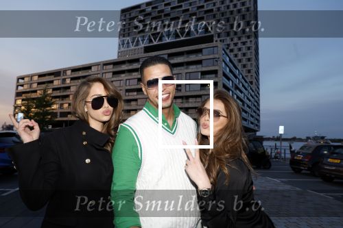 Amsterdam 4 mei 2022
Opnames videoclip Jalal Oba bij Pontsteiger.