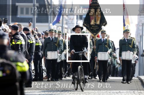 Maastricht 27 april 2022
Koningsdag wordt dit jaar in Maastricht gevierd . Aanwezig Koning Willem Alexander Koningin Maxima Prinses Amalia Prinses Alexia Prinses Ariane Prins Constantijn Prinses Laurentien Prins Maurits Prinses Marilene Prins Bernhard Prinses Annette Prins Floris Prinses Aimee Prins Pieter Christiaan en Prinses Annette. Joes Brauers van Dagboek van een herdershond