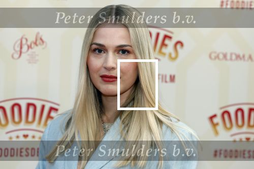 Amsterdam 10 mei 2022
Premiere Foodies in Tuschinski met oa Ilse warringa Holly Brood Sanne Langelaar Sanne Vogel Sinan Eroglu Quiah Shilue Roue Verveer en Johanna Hagen.
