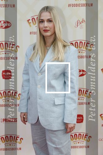 Amsterdam 10 mei 2022
Premiere Foodies in Tuschinski met oa Ilse warringa Holly Brood Sanne Langelaar Sanne Vogel Sinan Eroglu Quiah Shilue Roue Verveer en Johanna Hagen.