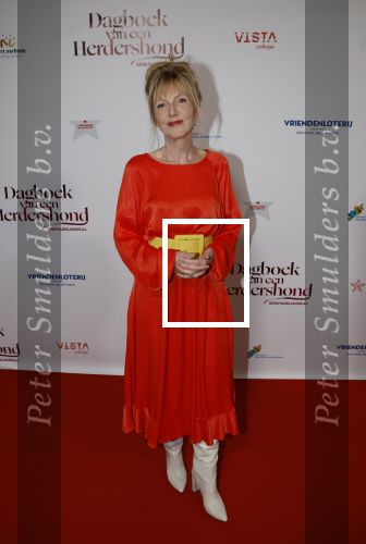 Maastricht 8 mei 2022
Premiere dagboek van en herdershond in het MECC .
Johanna ter Steege kwam met haar man