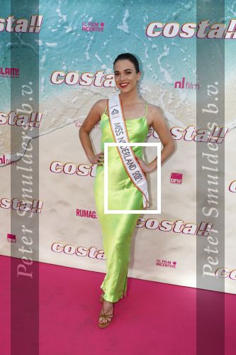 Amsterdam 20 april 2022
Premiere Costa in Tuschinski. Castleden oa , Katja Schuurman Abbey Hoes Soy Kroon Stephanie v Eer Oscar Aerts Sinan Eroglu Roeland Fernhout Tina de Bruin en Lisa Zweerman . De regisseur is Jon Karhaus en Diederik Jekel heeft het script geschreven. Julia Sinning