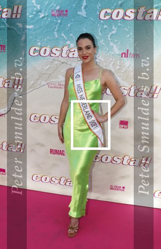 Amsterdam 20 april 2022
Premiere Costa in Tuschinski. Castleden oa , Katja Schuurman Abbey Hoes Soy Kroon Stephanie v Eer Oscar Aerts Sinan Eroglu Roeland Fernhout Tina de Bruin en Lisa Zweerman . De regisseur is Jon Karhaus en Diederik Jekel heeft het script geschreven. Julia Sinning