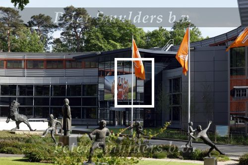 Zeist 13 mei 2022
Beelden van div grootheden uit de nedelandse voetbalgeschiedenis. Oa Ruud Gullit Johan Cruijff Edwin v d Sar Willem v Hanegem en Rinus Michels op de KNVB Campus