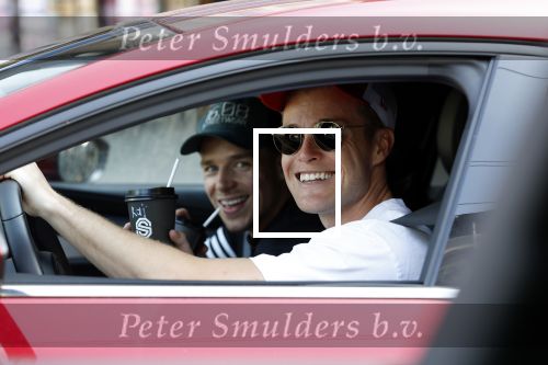 Amsterdam 6 mei 2022
Kaj v d Voort en Koen Weijland samen in de auto in Amsterdam zuid