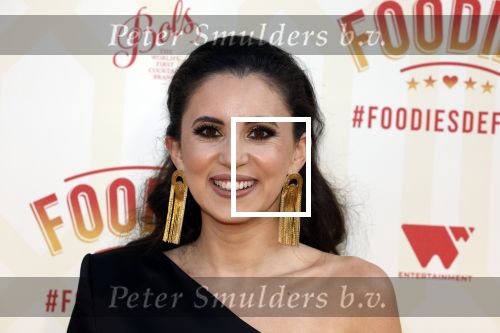 Amsterdam 10 mei 2022
Premiere Foodies in Tuschinski met oa Ilse warringa Holly Brood Sanne Langelaar Sanne Vogel Sinan Eroglu Quiah Shilue Roue Verveer en Johanna Hagen. Karsu. Donmez kwam met eric v Tijn