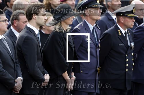Amsterdam 4 m2i 2022
Dodenherdenking op de dam . Aanwezig oa Koning Willem Alexander Koningin Maxima Mark Rutte en burgemeester Femke Halsema . Kasja Ollongren