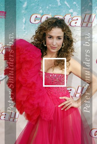 Amsterdam 20 april 2022
Premiere Costa in Tuschinski. Castleden oa , Katja Schuurman Abbey Hoes Soy Kroon Stephanie v Eer Oscar Aerts Sinan Eroglu Roeland Fernhout Tina de Bruin en Lisa Zweerman . De regisseur is Jon Karhaus en Diederik Jekel heeft het script geschreven.