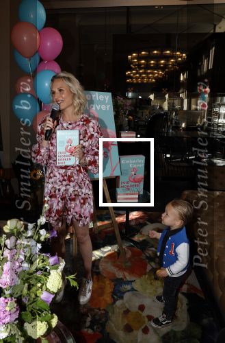 Amsterdam 20 april 2022
Boekpresentatie van Kimberley Klaver bij Dutchess.
Kim Feenstra