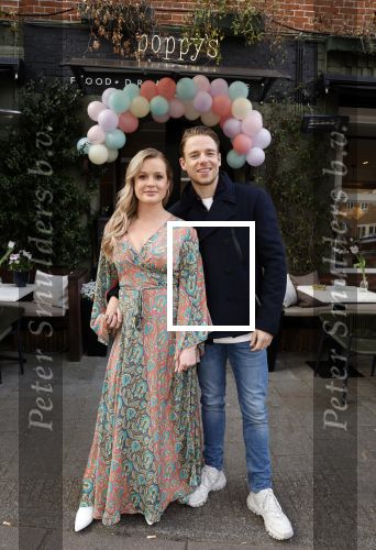 Amsterdam 29 april 2022
Opening Restaurant Poppys van Moise Trustfull Carola Kirschbaum en Britt Scholte in de amsterdamse pijp.
Carola met haar vriend Koen Weijland
