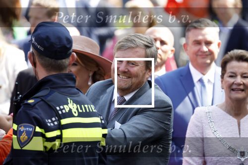 Maastricht 27 april 2022
Koningsdag wordt dit jaar in Maastricht gevierd . Aanwezig Koning Willem Alexander Koningin Maxima Prinses Amalia Prinses Alexia Prinses Ariane Prins Constantijn Prinses Laurentien Prins Maurits Prinses Marilene Prins Bernhard Prinses Annette Prins Floris Prinses Aimee Prins Pieter Christiaan en Prinses Annette.