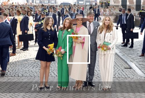 Maastricht 27 april 2022
Koningsdag wordt dit jaar in Maastricht gevierd . Aanwezig Koning Willem Alexander Koningin Maxima Prinses Amalia Prinses Alexia Prinses Ariane Prins Constantijn Prinses Laurentien Prins Maurits Prinses Marilene Prins Bernhard Prinses Annette Prins Floris Prinses Aimee Prins Pieter Christiaan en Prinses Annette.