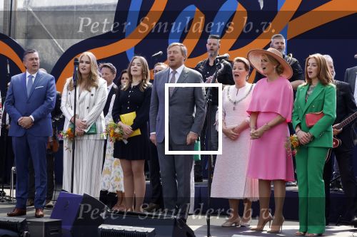 Maastricht 27 april 2022
Koningsdag wordt dit jaar in Maastricht gevierd . Aanwezig Koning Willem Alexander Koningin Maxima Prinses Amalia Prinses Alexia Prinses Ariane Prins Constantijn Prinses Laurentien Prins Maurits Prinses Marilene Prins Bernhard Prinses Annette Prins Floris Prinses Aimee Prins Pieter Christiaan en Prinses Annette.