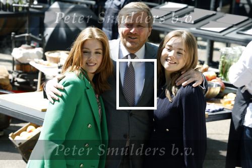 Maastricht 27 april 2022
Koningsdag wordt dit jaar in Maastricht gevierd . Aanwezig Koning Willem Alexander Koningin Maxima Prinses Amalia Prinses Alexia Prinses Ariane Prins Constantijn Prinses Laurentien Prins Maurits Prinses Marilene Prins Bernhard Prinses Annette Prins Floris Prinses Aimee Prins Pieter Christiaan en Prinses Annette.