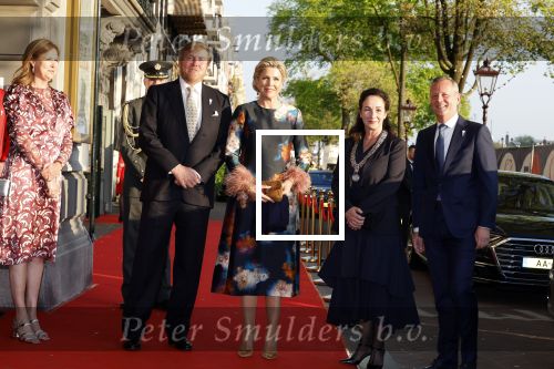 Amsterdam 5 mei 2022
5 mei concert op de amstel bij Carre met oa aanwezig Koning Willem Alexander en Koningin Maxima . Burgemeester Femke Halsema ontvangt het paar.