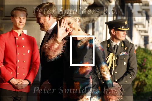 Amsterdam 5 mei 2022
5 mei concert op de amstel bij Carre met oa aanwezig Koning Willem Alexander en Koningin Maxima . Burgemeester Femke Halsema ontvangt het paar.