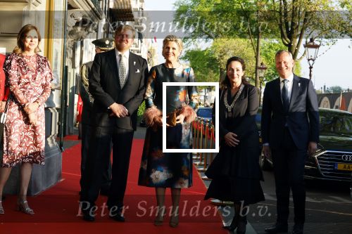 Amsterdam 5 mei 2022
5 mei concert op de amstel bij Carre met oa aanwezig Koning Willem Alexander en Koningin Maxima . Burgemeester Femke Halsema ontvangt het paar.