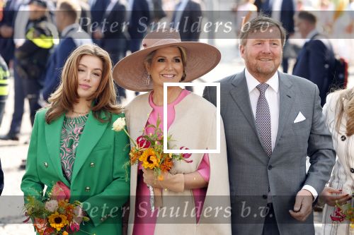 Maastricht 27 april 2022
Koningsdag wordt dit jaar in Maastricht gevierd . Aanwezig Koning Willem Alexander Koningin Maxima Prinses Amalia Prinses Alexia Prinses Ariane Prins Constantijn Prinses Laurentien Prins Maurits Prinses Marilene Prins Bernhard Prinses Annette Prins Floris Prinses Aimee Prins Pieter Christiaan en Prinses Annette.
