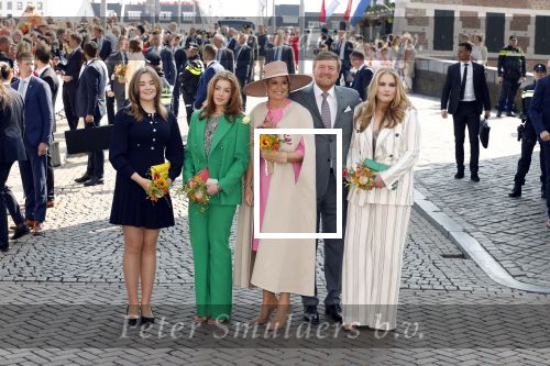 Maastricht 27 april 2022
Koningsdag wordt dit jaar in Maastricht gevierd . Aanwezig Koning Willem Alexander Koningin Maxima Prinses Amalia Prinses Alexia Prinses Ariane Prins Constantijn Prinses Laurentien Prins Maurits Prinses Marilene Prins Bernhard Prinses Annette Prins Floris Prinses Aimee Prins Pieter Christiaan en Prinses Annette.