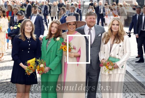 Maastricht 27 april 2022
Koningsdag wordt dit jaar in Maastricht gevierd . Aanwezig Koning Willem Alexander Koningin Maxima Prinses Amalia Prinses Alexia Prinses Ariane Prins Constantijn Prinses Laurentien Prins Maurits Prinses Marilene Prins Bernhard Prinses Annette Prins Floris Prinses Aimee Prins Pieter Christiaan en Prinses Annette.