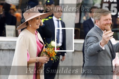 Maastricht 27 april 2022
Koningsdag wordt dit jaar in Maastricht gevierd . Aanwezig Koning Willem Alexander Koningin Maxima Prinses Amalia Prinses Alexia Prinses Ariane Prins Constantijn Prinses Laurentien Prins Maurits Prinses Marilene Prins Bernhard Prinses Annette Prins Floris Prinses Aimee Prins Pieter Christiaan en Prinses Annette.