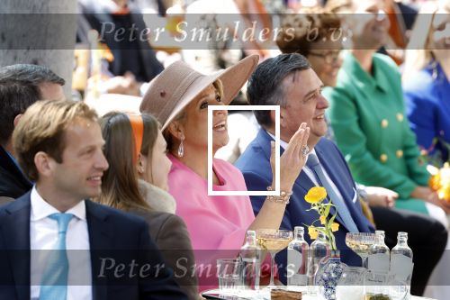 Maastricht 27 april 2022
Koningsdag wordt dit jaar in Maastricht gevierd . Aanwezig Koning Willem Alexander Koningin Maxima Prinses Amalia Prinses Alexia Prinses Ariane Prins Constantijn Prinses Laurentien Prins Maurits Prinses Marilene Prins Bernhard Prinses Annette Prins Floris Prinses Aimee Prins Pieter Christiaan en Prinses Annette.