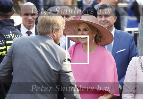 Maastricht 27 april 2022
Koningsdag wordt dit jaar in Maastricht gevierd . Aanwezig Koning Willem Alexander Koningin Maxima Prinses Amalia Prinses Alexia Prinses Ariane Prins Constantijn Prinses Laurentien Prins Maurits Prinses Marilene Prins Bernhard Prinses Annette Prins Floris Prinses Aimee Prins Pieter Christiaan en Prinses Annette.
