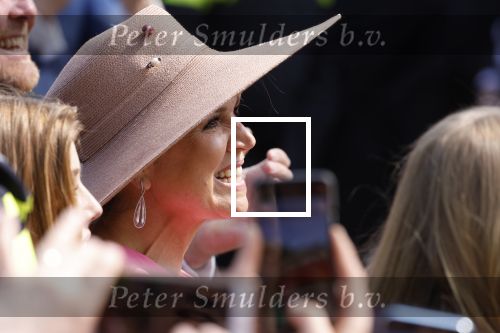 Maastricht 27 april 2022
Koningsdag wordt dit jaar in Maastricht gevierd . Aanwezig Koning Willem Alexander Koningin Maxima Prinses Amalia Prinses Alexia Prinses Ariane Prins Constantijn Prinses Laurentien Prins Maurits Prinses Marilene Prins Bernhard Prinses Annette Prins Floris Prinses Aimee Prins Pieter Christiaan en Prinses Annette.