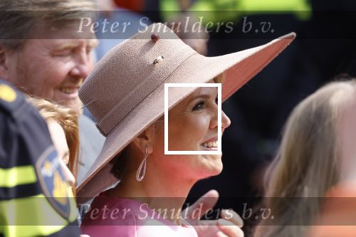 Maastricht 27 april 2022
Koningsdag wordt dit jaar in Maastricht gevierd . Aanwezig Koning Willem Alexander Koningin Maxima Prinses Amalia Prinses Alexia Prinses Ariane Prins Constantijn Prinses Laurentien Prins Maurits Prinses Marilene Prins Bernhard Prinses Annette Prins Floris Prinses Aimee Prins Pieter Christiaan en Prinses Annette.