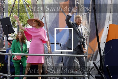 Maastricht 27 april 2022
Koningsdag wordt dit jaar in Maastricht gevierd . Aanwezig Koning Willem Alexander Koningin Maxima Prinses Amalia Prinses Alexia Prinses Ariane Prins Constantijn Prinses Laurentien Prins Maurits Prinses Marilene Prins Bernhard Prinses Annette Prins Floris Prinses Aimee Prins Pieter Christiaan en Prinses Annette.