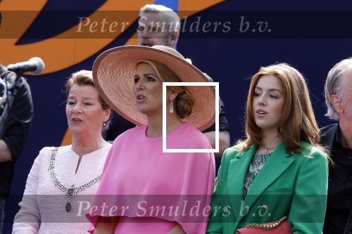 Maastricht 27 april 2022
Koningsdag wordt dit jaar in Maastricht gevierd . Aanwezig Koning Willem Alexander Koningin Maxima Prinses Amalia Prinses Alexia Prinses Ariane Prins Constantijn Prinses Laurentien Prins Maurits Prinses Marilene Prins Bernhard Prinses Annette Prins Floris Prinses Aimee Prins Pieter Christiaan en Prinses Annette.