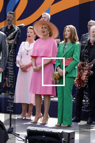 Maastricht 27 april 2022
Koningsdag wordt dit jaar in Maastricht gevierd . Aanwezig Koning Willem Alexander Koningin Maxima Prinses Amalia Prinses Alexia Prinses Ariane Prins Constantijn Prinses Laurentien Prins Maurits Prinses Marilene Prins Bernhard Prinses Annette Prins Floris Prinses Aimee Prins Pieter Christiaan en Prinses Annette.