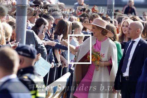 Maastricht 27 april 2022
Koningsdag wordt dit jaar in Maastricht gevierd . Aanwezig Koning Willem Alexander Koningin Maxima Prinses Amalia Prinses Alexia Prinses Ariane Prins Constantijn Prinses Laurentien Prins Maurits Prinses Marilene Prins Bernhard Prinses Annette Prins Floris Prinses Aimee Prins Pieter Christiaan en Prinses Annette.