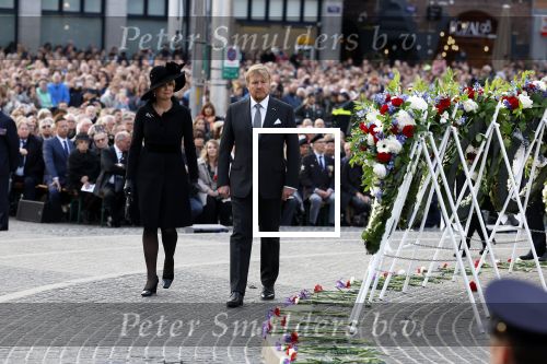Amsterdam 4 m2i 2022
Dodenherdenking op de dam . Aanwezig oa Koning Willem Alexander Koningin Maxima Mark Rutte en burgemeester Femke Halsema .