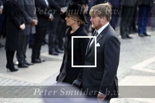 Amsterdam 4 m2i 2022
Dodenherdenking op de dam . Aanwezig oa Koning Willem Alexander Koningin Maxima Mark Rutte en burgemeester Femke Halsema .