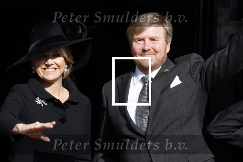 Amsterdam 4 m2i 2022
Dodenherdenking op de dam . Aanwezig oa Koning Willem Alexander Koningin Maxima Mark Rutte en burgemeester Femke Halsema .